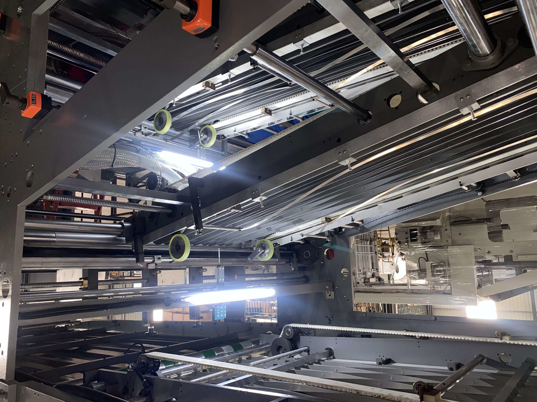 ISO 5 Ply Flute Laminator 30HP 380V Laminiermaschine für Wellpappenschachteln