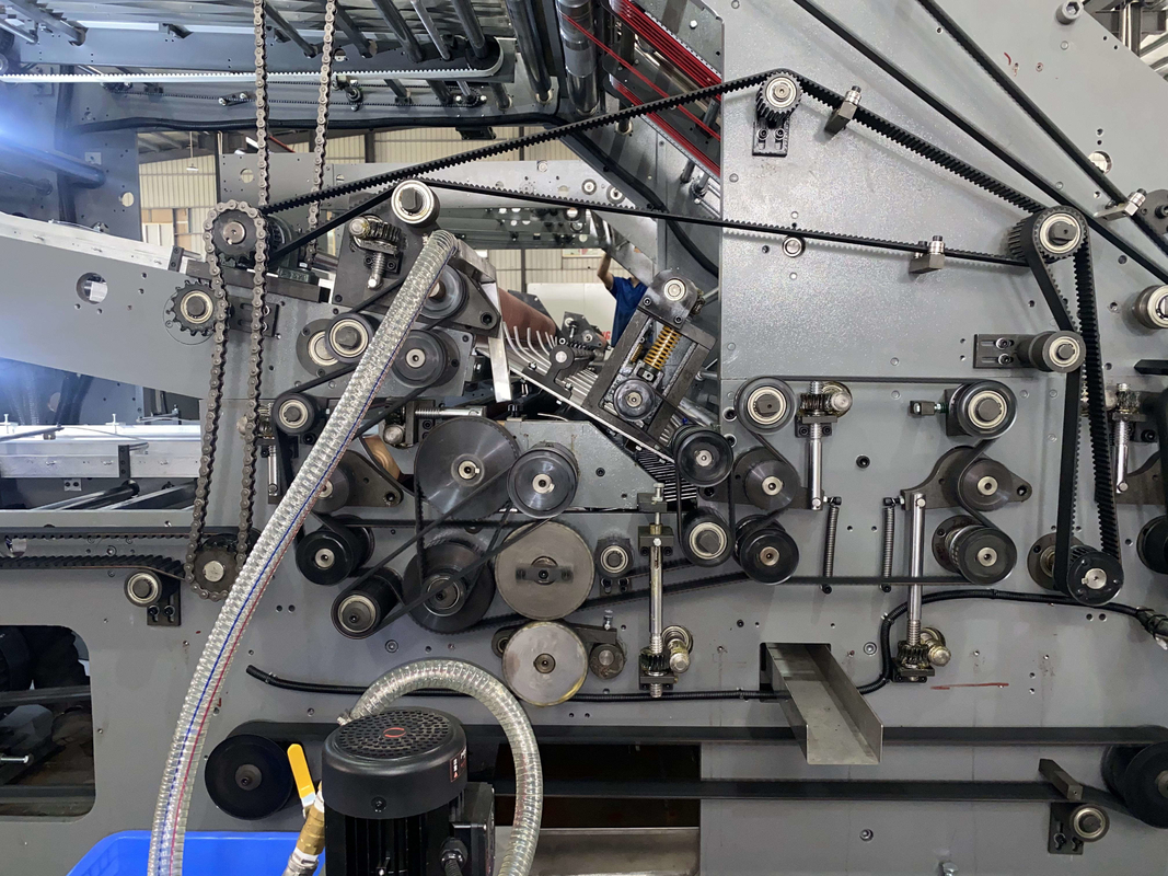 450 * 450 mm doppelwandige 5-lagige Flötenlaminator-Wellpappe-Laminiermaschine