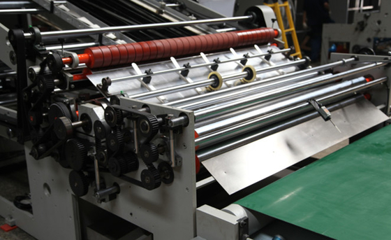 Einzelner dreischichtiger automatischer Flötenlaminator mittlerer Geschwindigkeit DF-1650EL